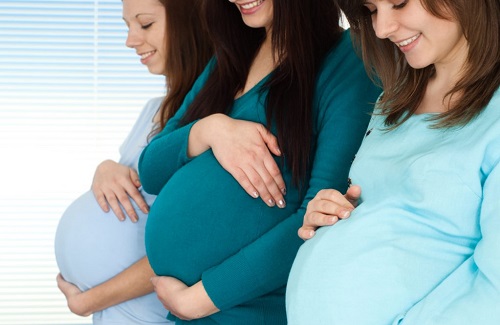 Mang thai hộ và đặc điểm di truyền của trẻ